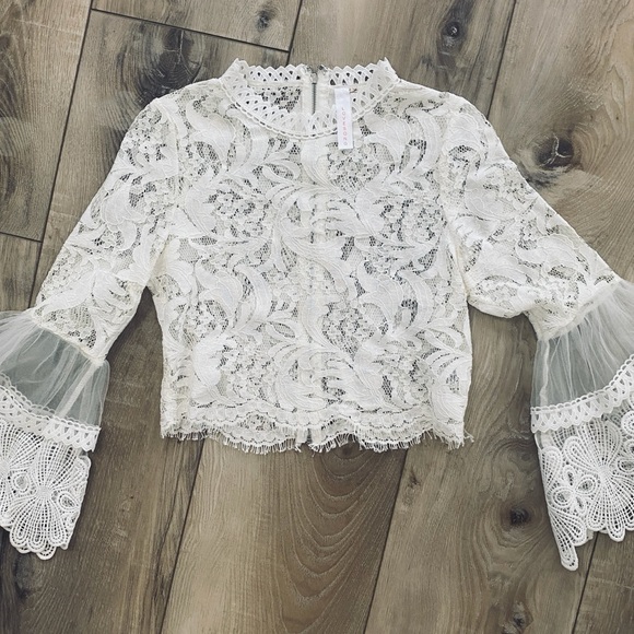Lovesong Cropped Fitted Lace Bell Sleeve Bohemian Boho Ivory Blouse Top S - Picture 3 of 7